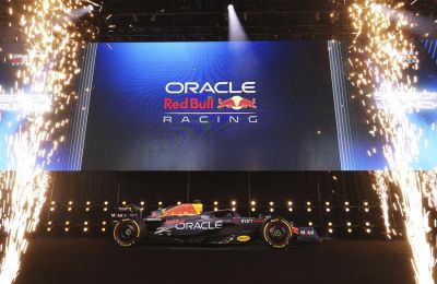 Red Bull presenta el RB19 de Verstappen y 'Checo' Pérez en Nueva York EFE/Getty Images for Oracle Red Bull Racing) // FIA / Getty Images / Red Bull Content Pool Mike Coppola 01 030223