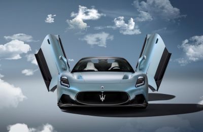 La primera marca de autos de lujo italiana en el mundo, con 110 años, refuerza su presencia en México con liderazgo renovado y una estrategia de crecimiento agresiva en el país. 01260525