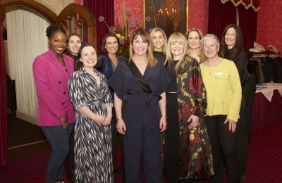 La fiesta anual de Women On the Move Against Cancer recauda más de £10,000 01 140323